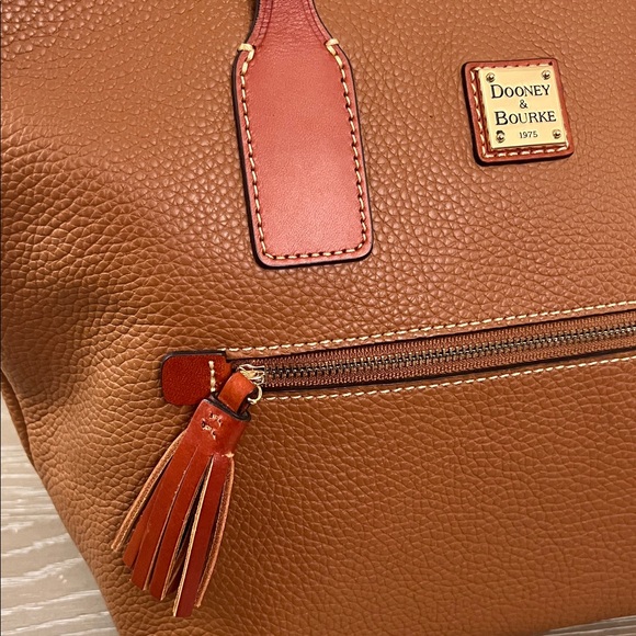 NWOT, Dooney & Bourke Pebble Grain
Small Tote - Picture 5 of 12